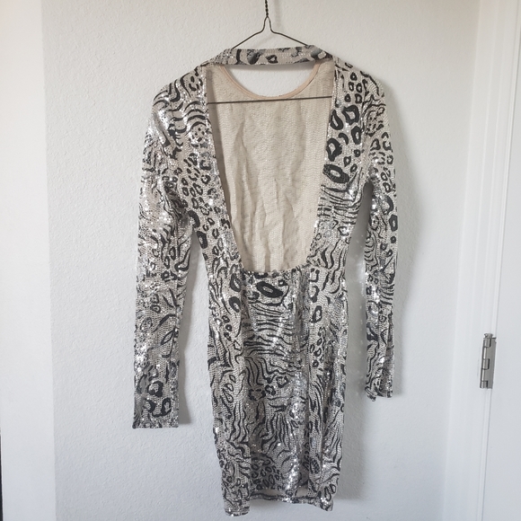 A3 Design Silver Animal Print Bodycon Dress Size Small - Picture 6 of 10